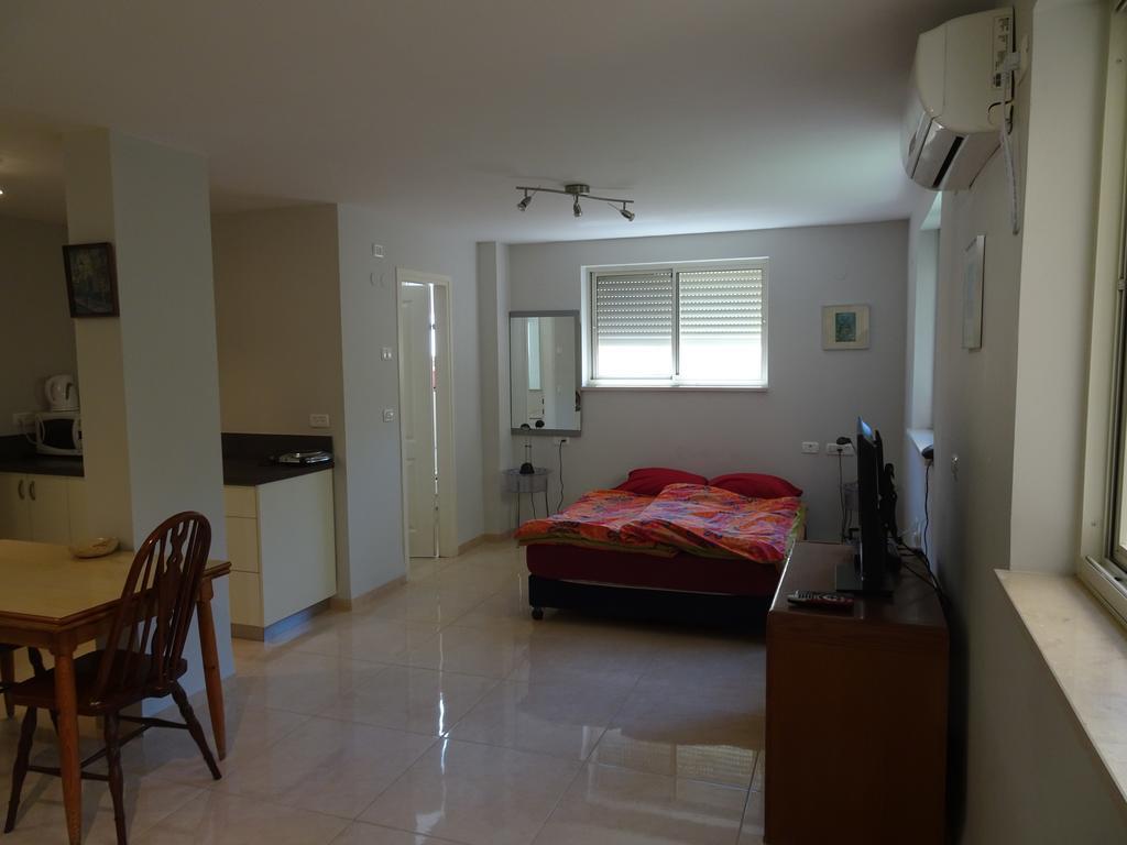 Magnificent Studio In Zichron Yaakov Sea View And Garden Zikhron Ya'akov Exterior photo